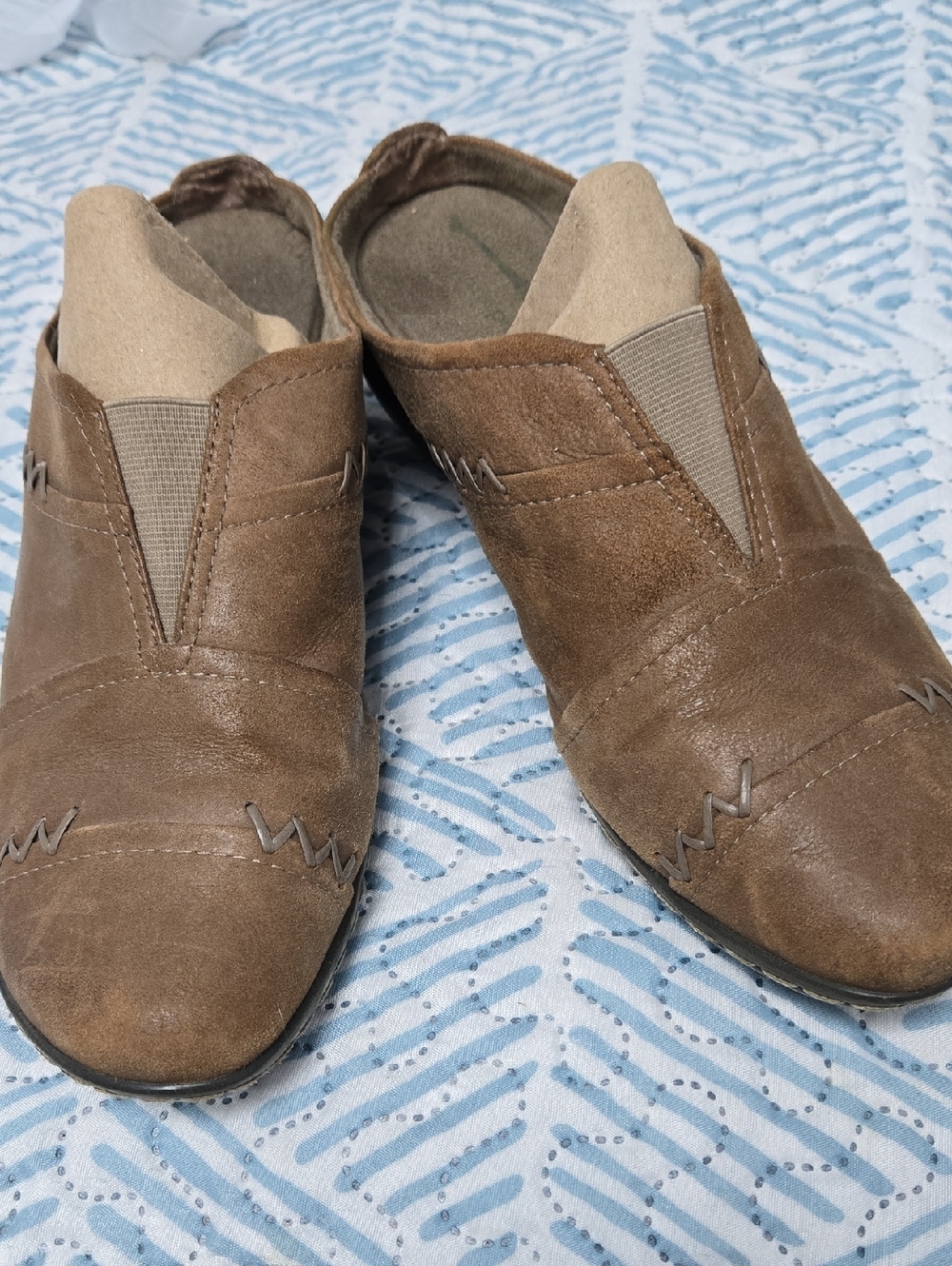 Easy Spirit Brown Suede Slip-On Mules